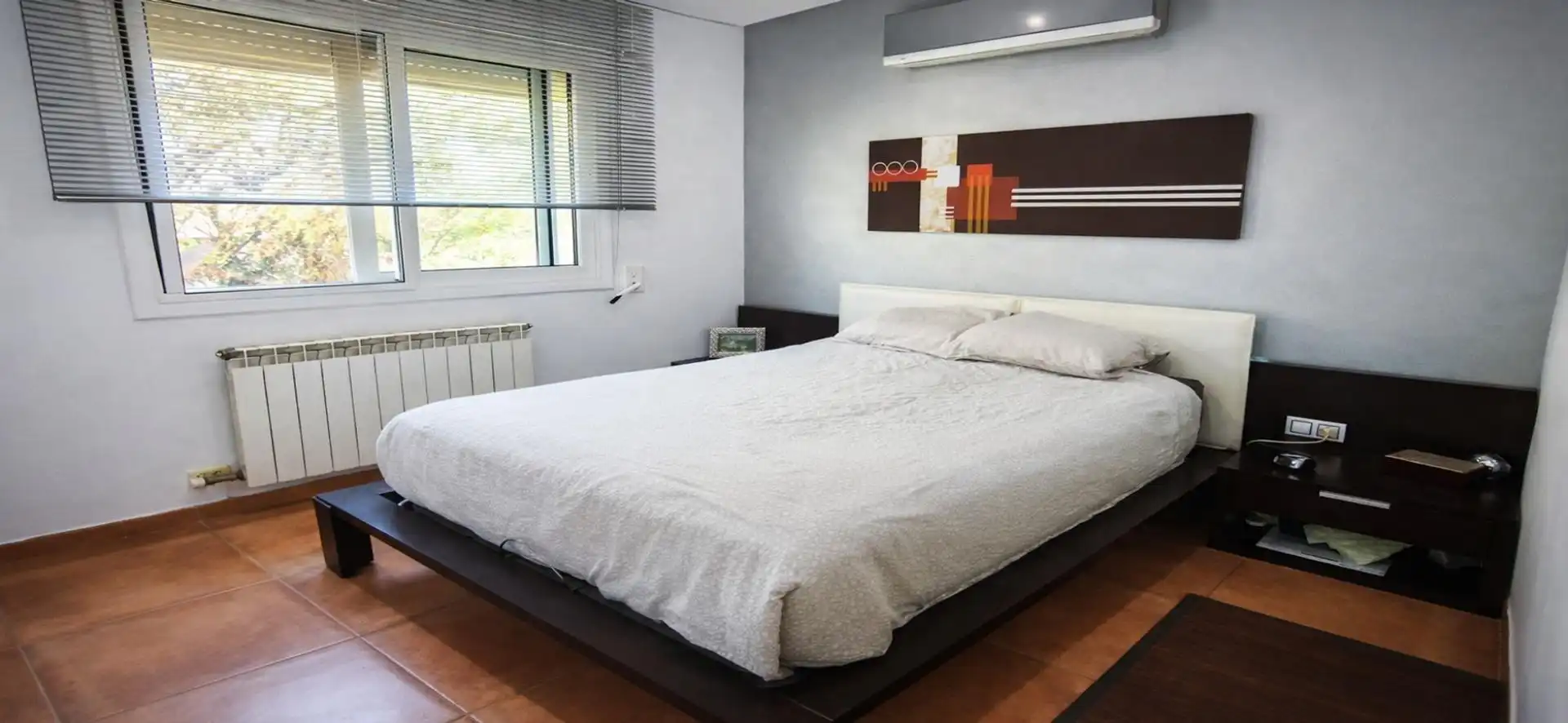 Habitación de Edificio en venta en Argentona