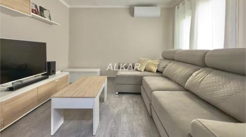 Foto 3 de Casa o chalet en venta en Calle Calle del Estanque, Lourdes, Navarra