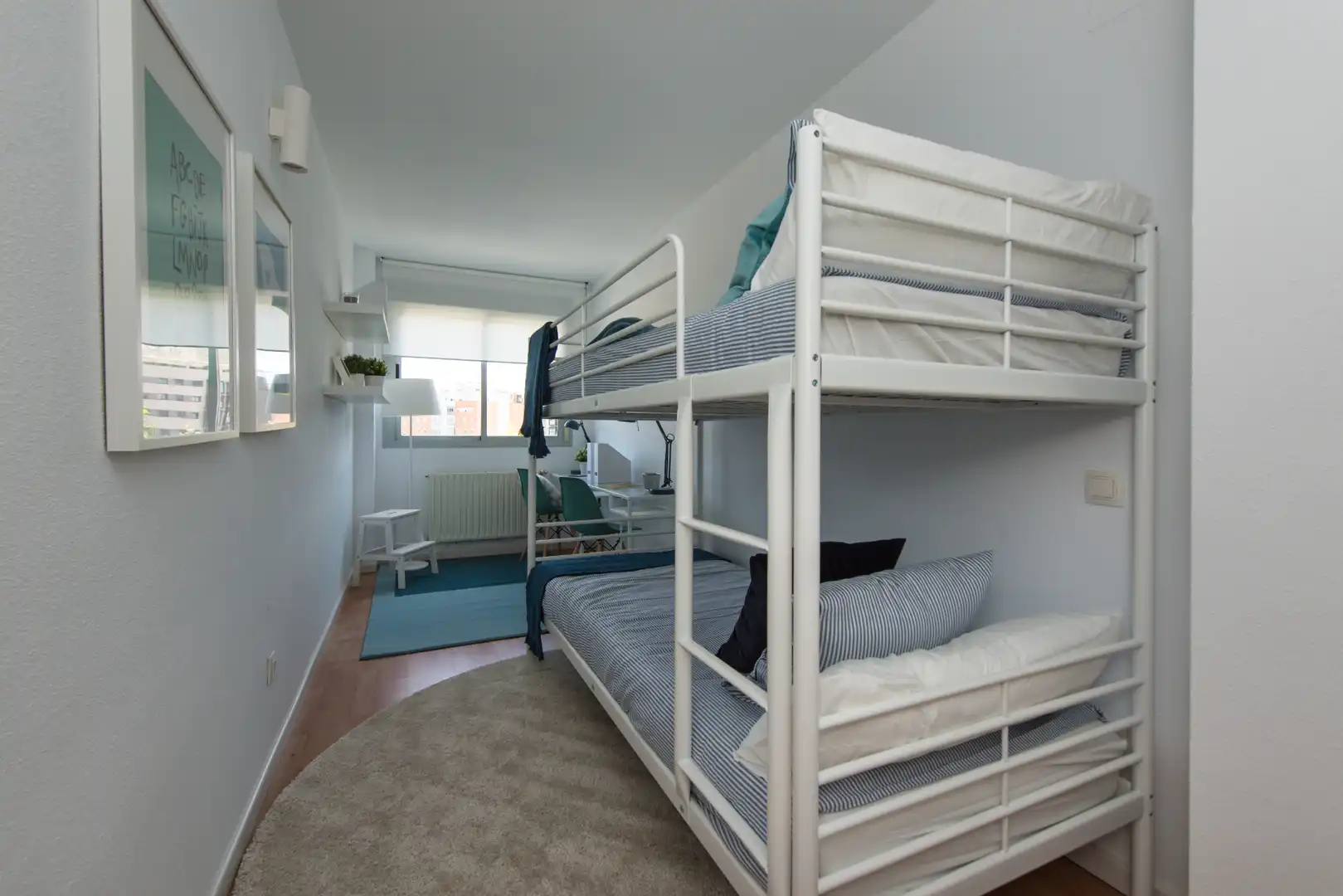 Habitación de Piso en venta en Madrid con Aire acondicionado, Trastero y Piscina comunitaria