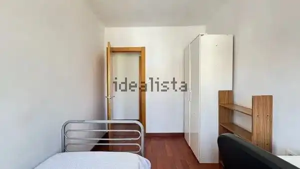 Bedroom of Flat for rent in Granada  with Air Conditioner, Furnished and Washing machine