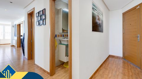 Apartamento renovado con piscina comunitaria, en la provincia de Alicante, en la ciudad de Torrevieja, en la zona de Playa del Ace, imatge 3