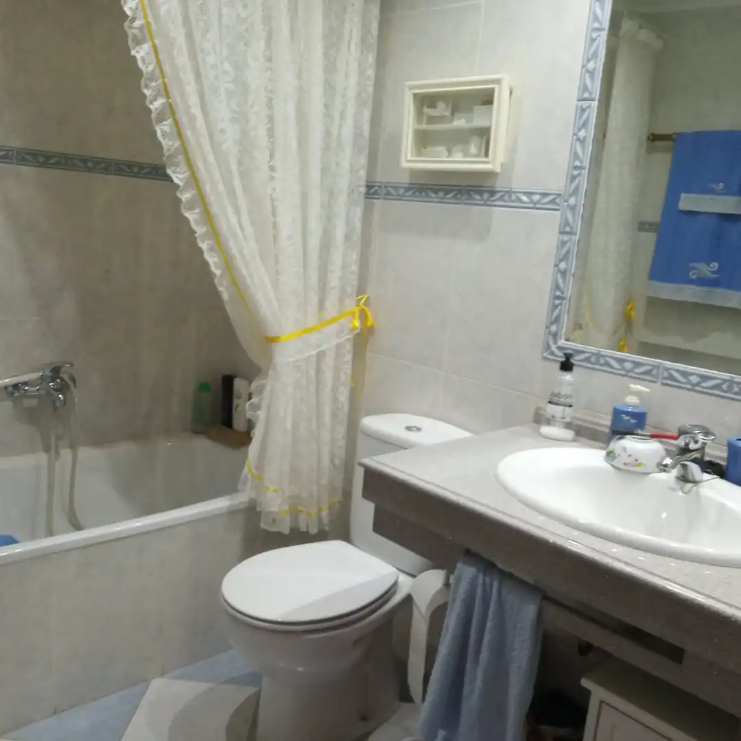 Baño de Casa o chalet en venta en Buenavista con Calefacción, Jardín privado y Parquet