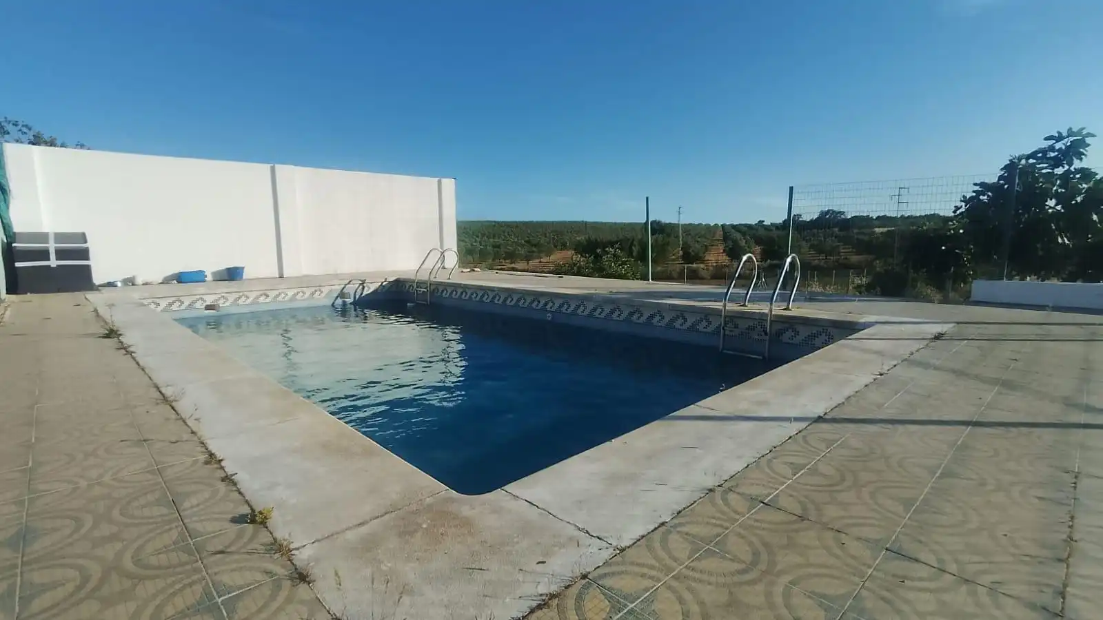Swimming pool of Houses for sale in Gibraleón  with Air Conditioner