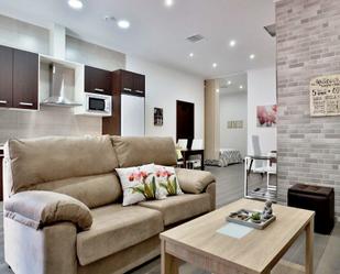 Sala d'estar de Apartament de lloguer en  Córdoba Capital amb Aire condicionat, Calefacció i Parquet