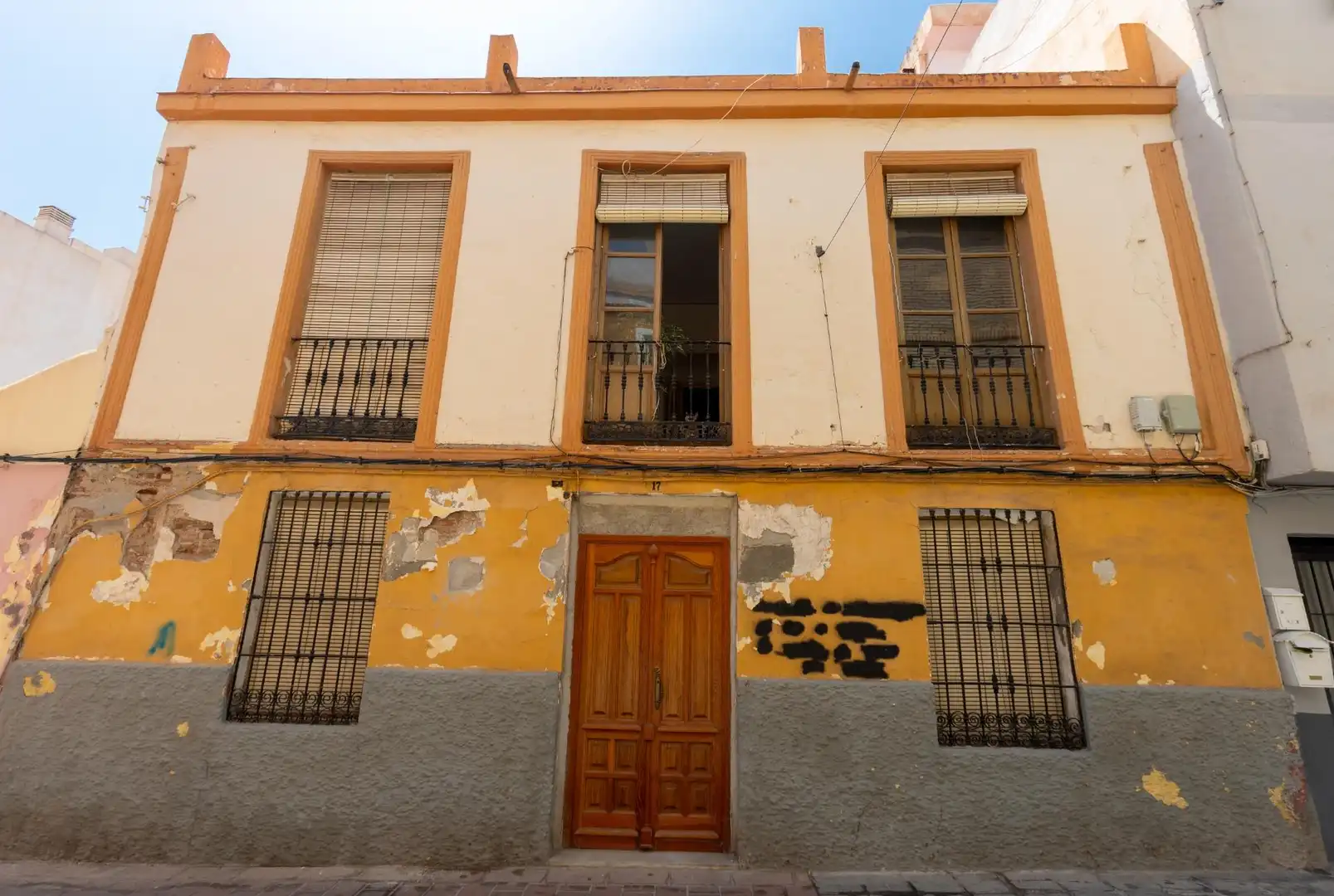 Vista exterior de Pis en venda en Motril amb Balcó