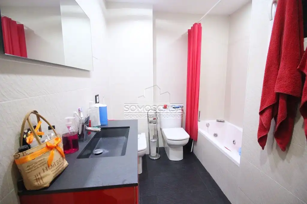 Piso en venta en Carrer de la Marina, El Parc i la Llacuna del Poblenou