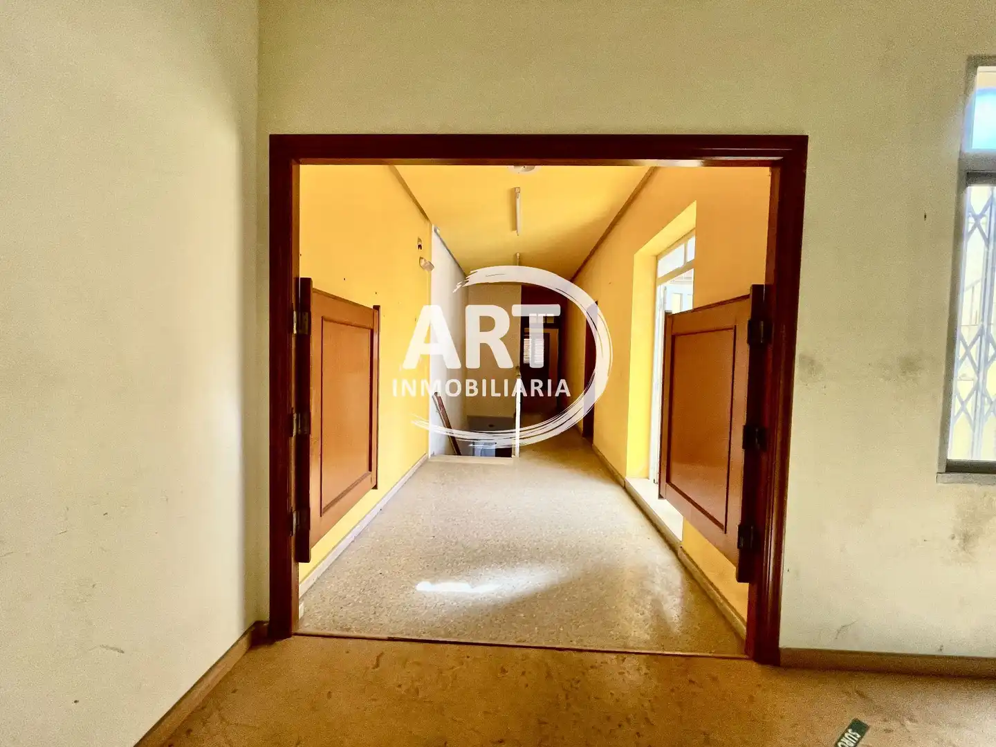 Casa adosada en venda a Trinquet, Centro