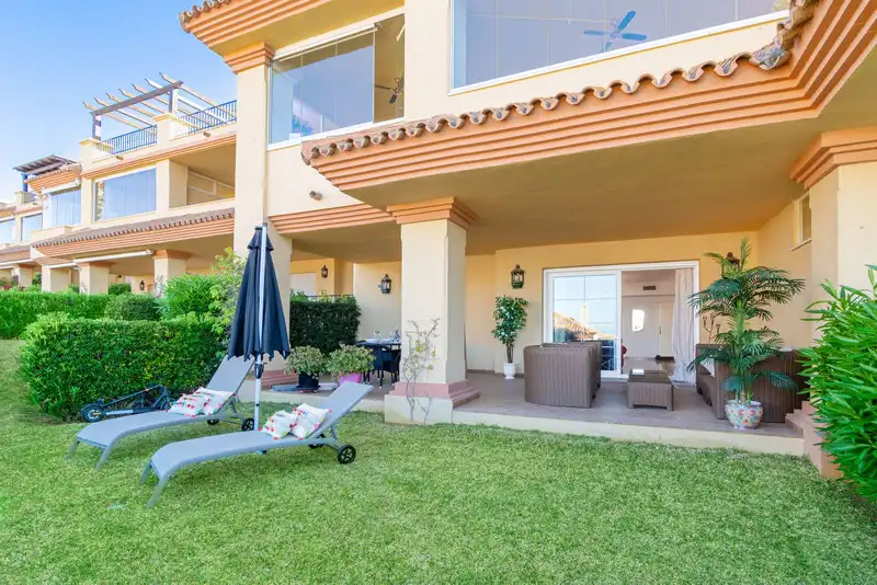 Apartament amb piscina en venda a Nueva Andalucía, imagen 13