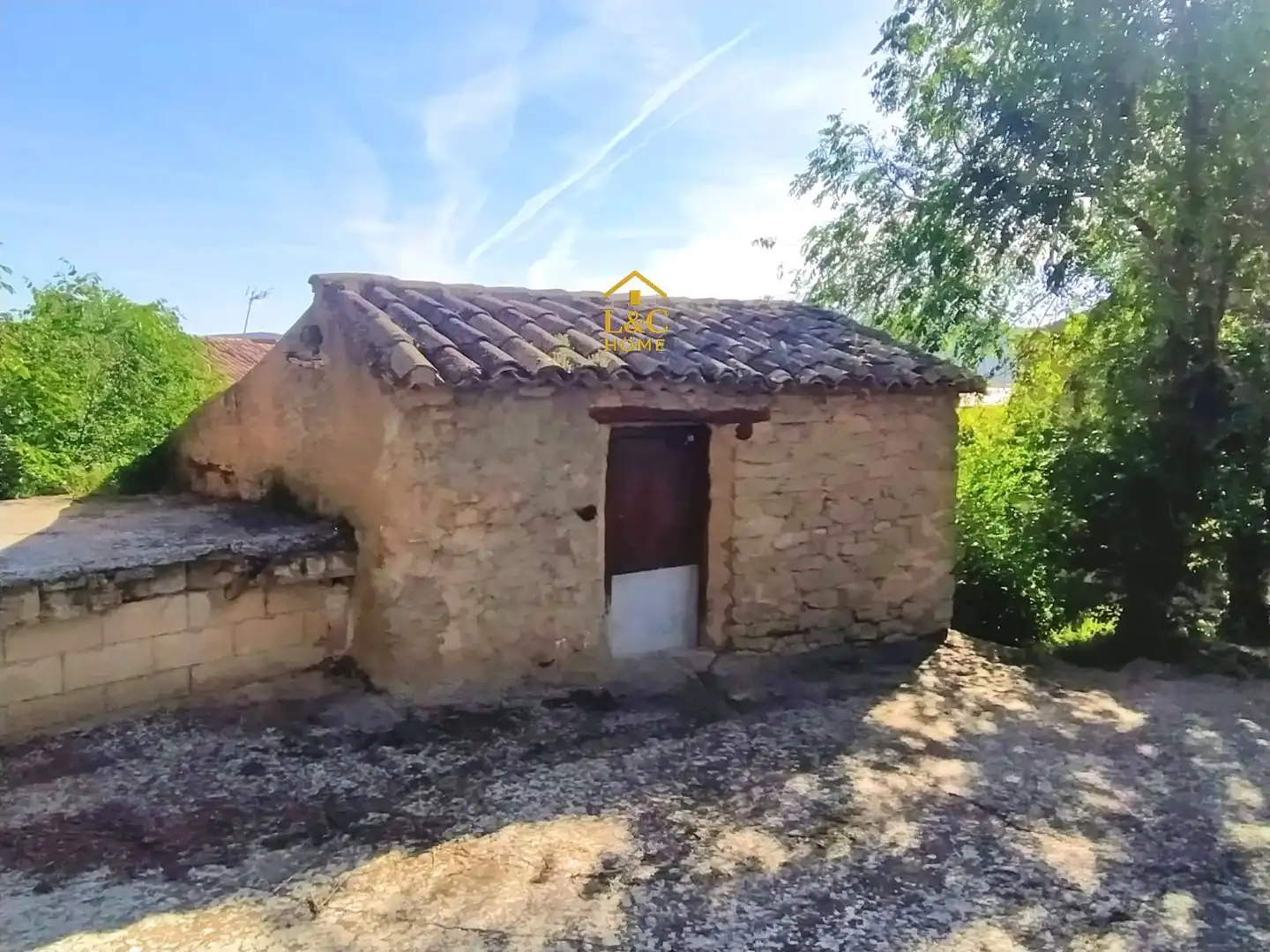 Vista exterior de Casa o xalet en venda en Almazul amb Jardí privat