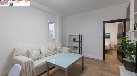 Photo 3 of Flat for sale in Calle Pintor Lopez Mezquita, Camino de Ronda,  Granada Capital