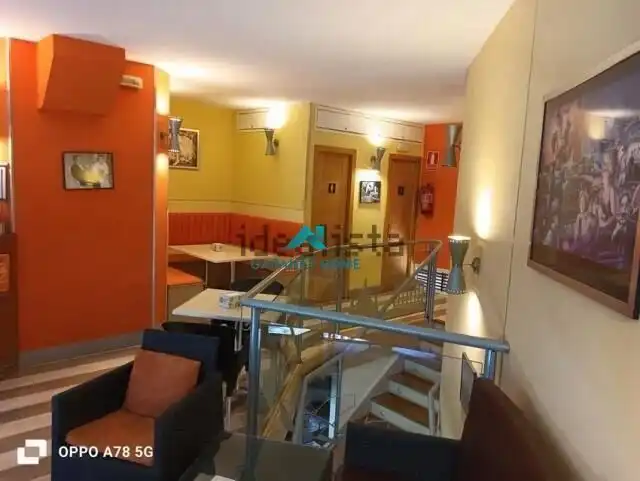 Local de lloguer en Alcorcón amb Aire condicionat i Moblat