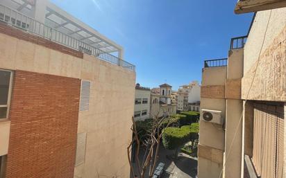 Exterior view of Flat for sale in  Almería Capital  with Balcony