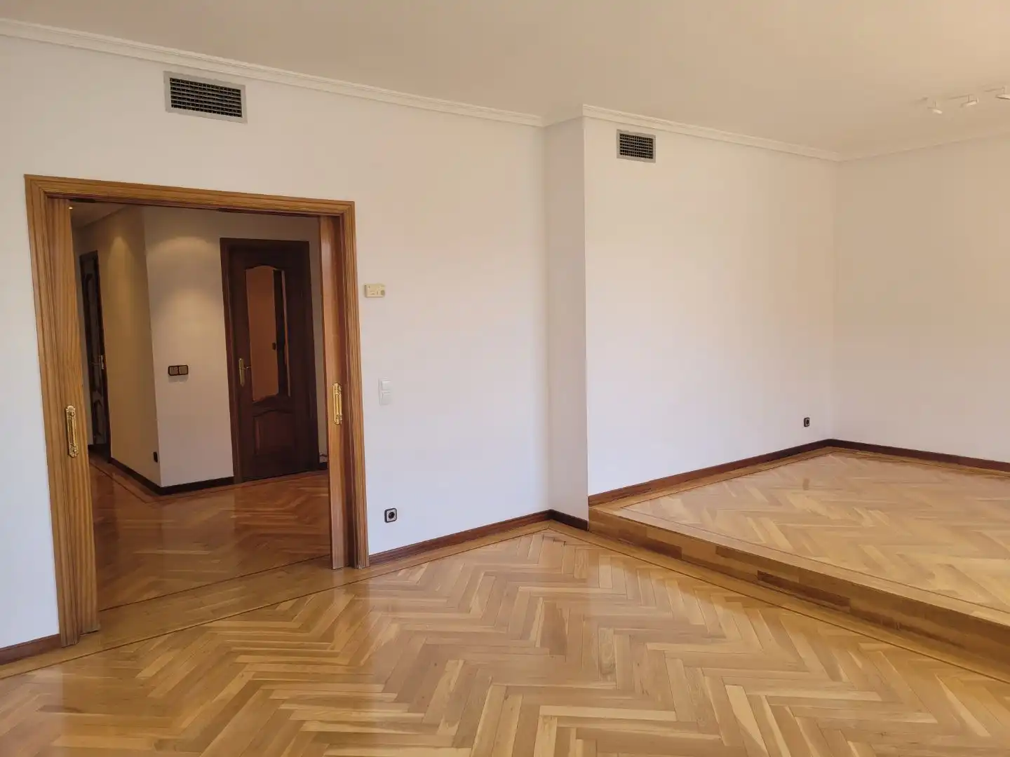 Appartamento con ascensore in affitto a Ayala 106, imagen 15
