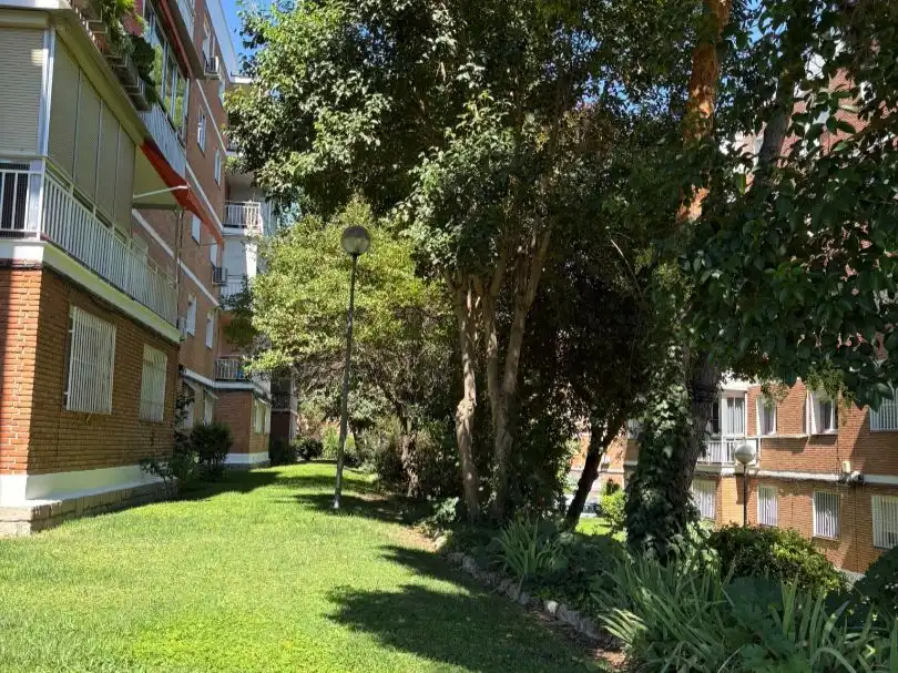 Exterior view of Flat for sale in Fuencarral - El Pardo