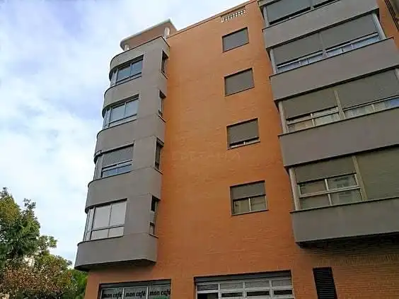 Vista exterior de Pis de lloguer en Moncada amb Aire condicionat, Calefacció i Moblat