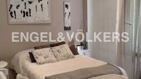 Bedroom of Flat for sale in  Madrid Capital