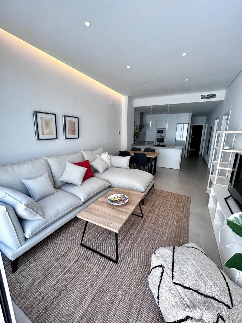 Sala d'estar de Pis en venda en  Sevilla Capital amb Aire condicionat, Terrassa i Moblat