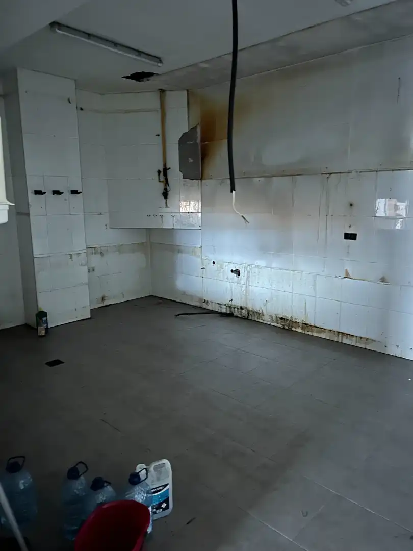 Local comercial en alquiler en Rúa Pintor Lugrís, imagen 8