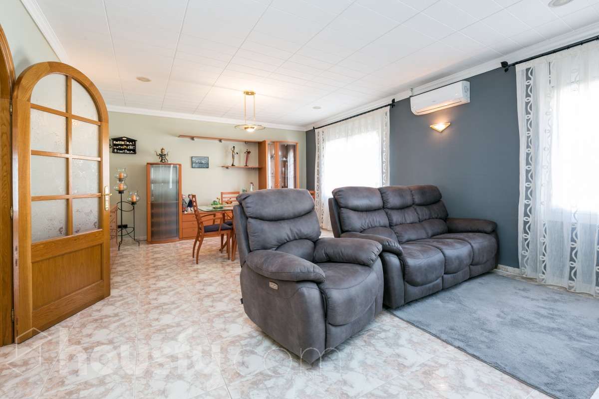 Piso en venta en Carrer de Santa Llúcia, Olèrdola