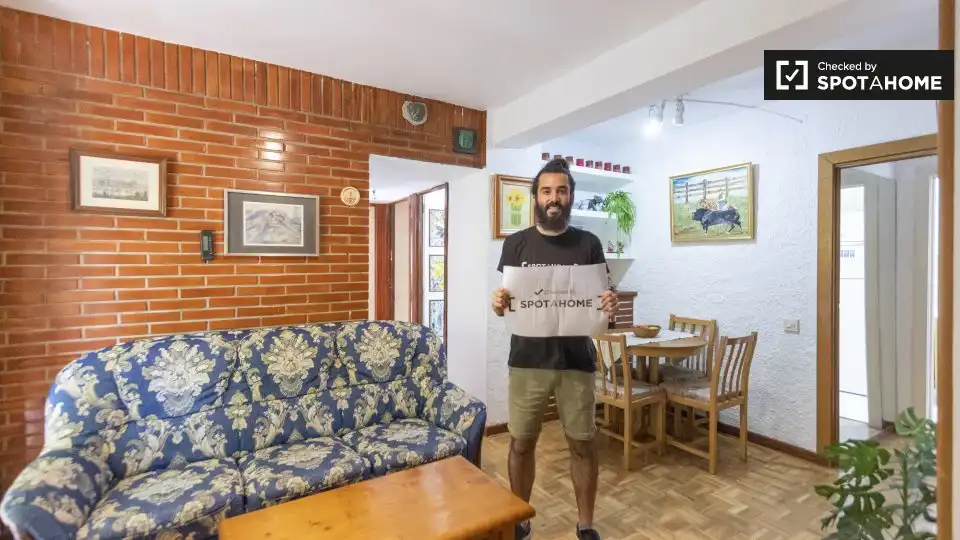 Sala d'estar de Apartament per a compartir en Madrid amb Aire condicionat i Terrassa