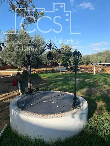 Jardín de Finca rústica en venta en Alcalá de Guadaira con Piscina y Amueblado