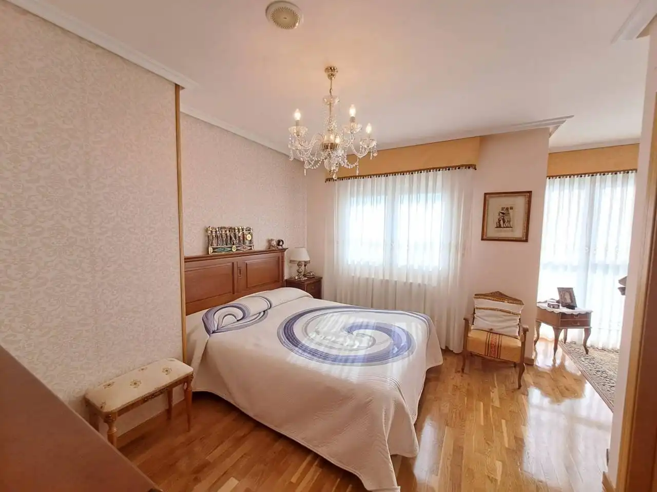 Habitación de Casa adosada en venta en Villagonzalo Pedernales con Calefacción, Jardín privado y Terraza
