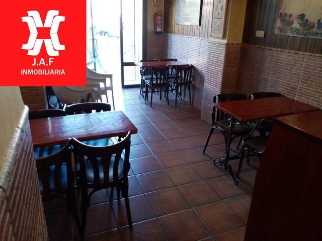 Local comercial en Alquiler en Moncada