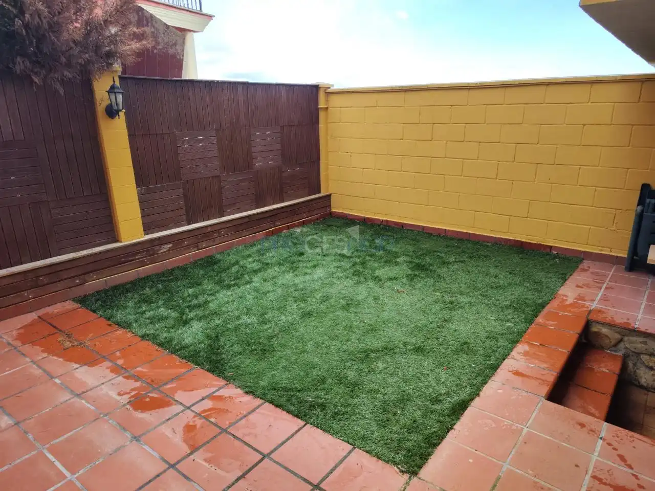 Jardí de Casa adosada en venda en Valdefresno amb Calefacció, Jardí privat i Parquet
