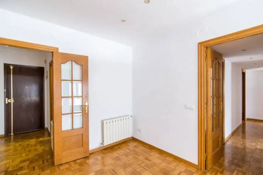 Habitación de Piso en venta en Barcelona con Calefacción y Parquet