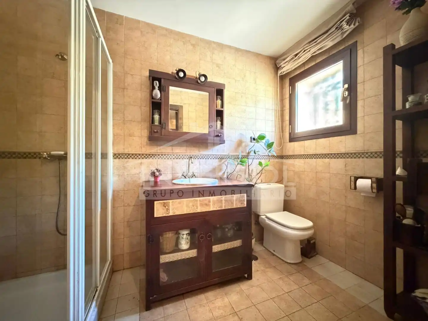 Baño de Casa o chalet en venta en Maracena con Aire acondicionado, Calefacción y Jardín privado
