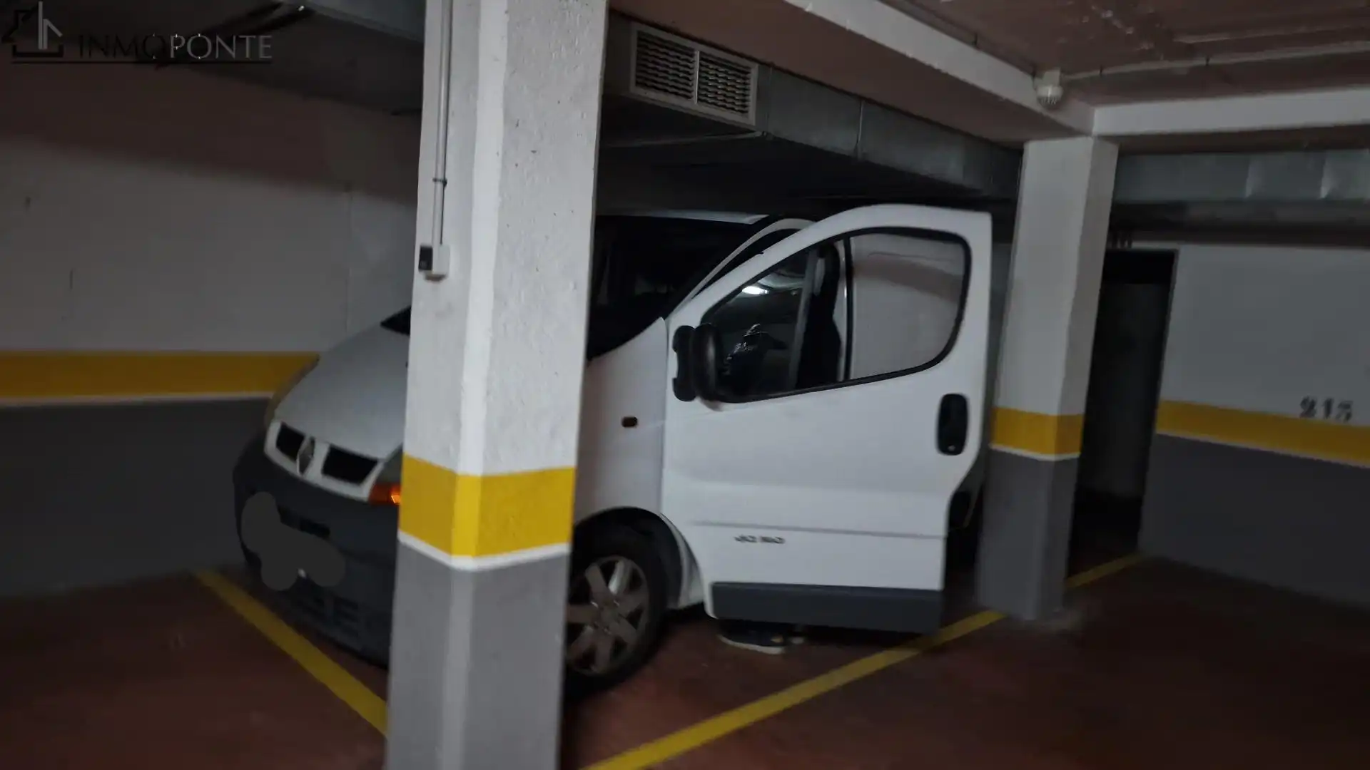 Parkplatz von Garage zur Miete in Sanxenxo