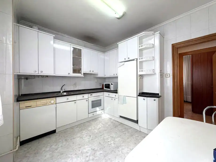 Kitchen of Flat for sale in Judimendi  