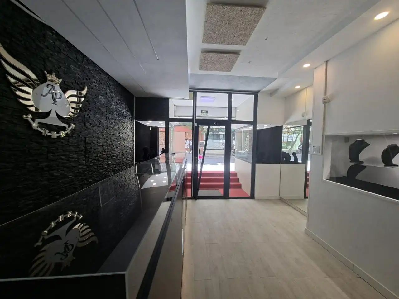 Local comercial en venda a Avenida de Peña Prieta, imagen 2