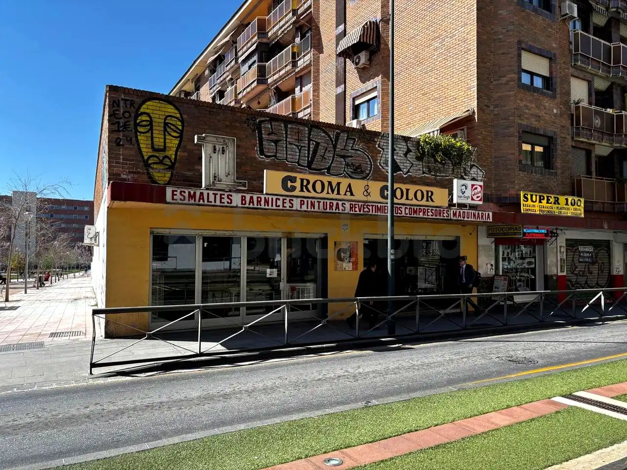 Local comercial en venda a Avenida del Sur
