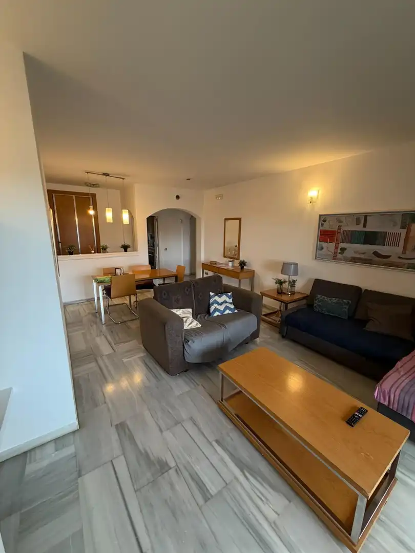 Piso con piscina en venta en Riviera del Sol, imagen 2