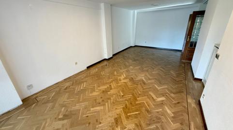 Photo 5 of Flat for sale in Calle de Camarena, Aluche, Madrid