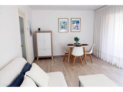 Sala d'estar de Apartament en venda en Castell-Platja d'Aro amb Calefacció, Jardí privat i Terrassa