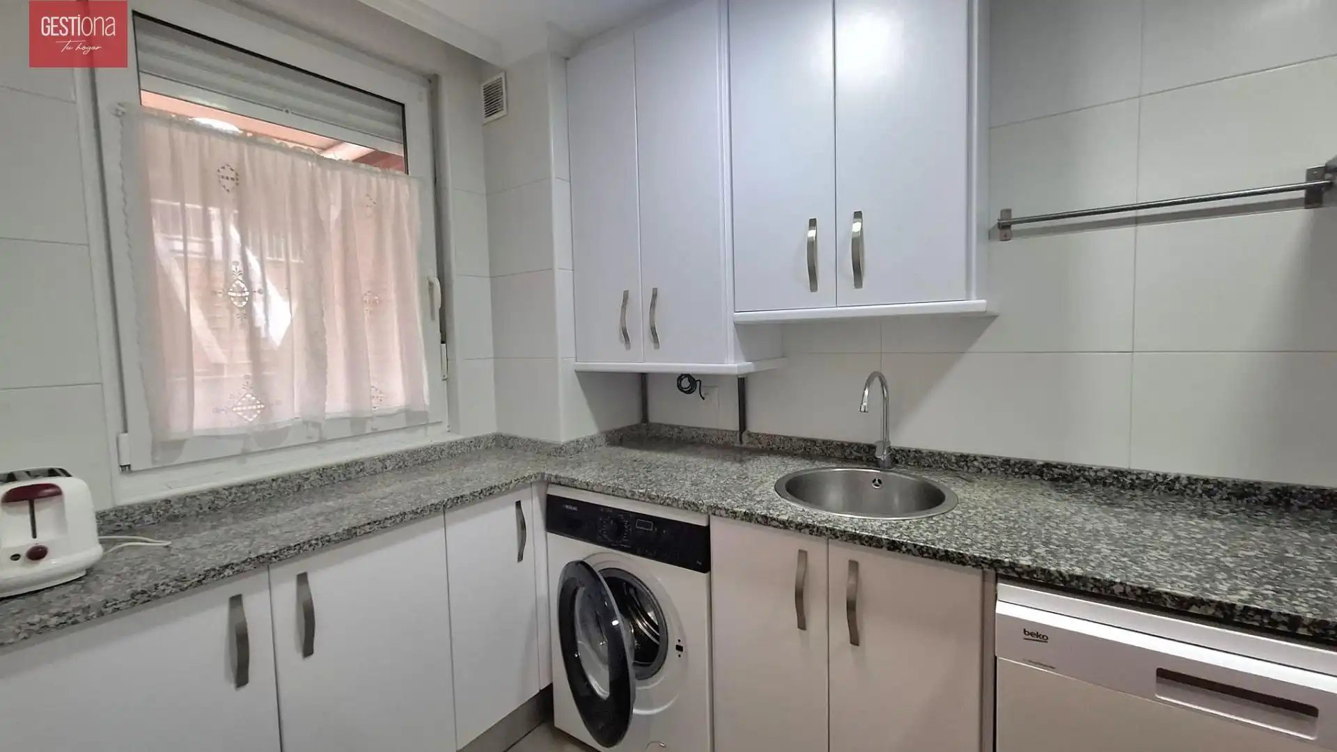 Cocina de Planta baja en venta en Piélagos con Calefacción, Jardín privado y Terraza