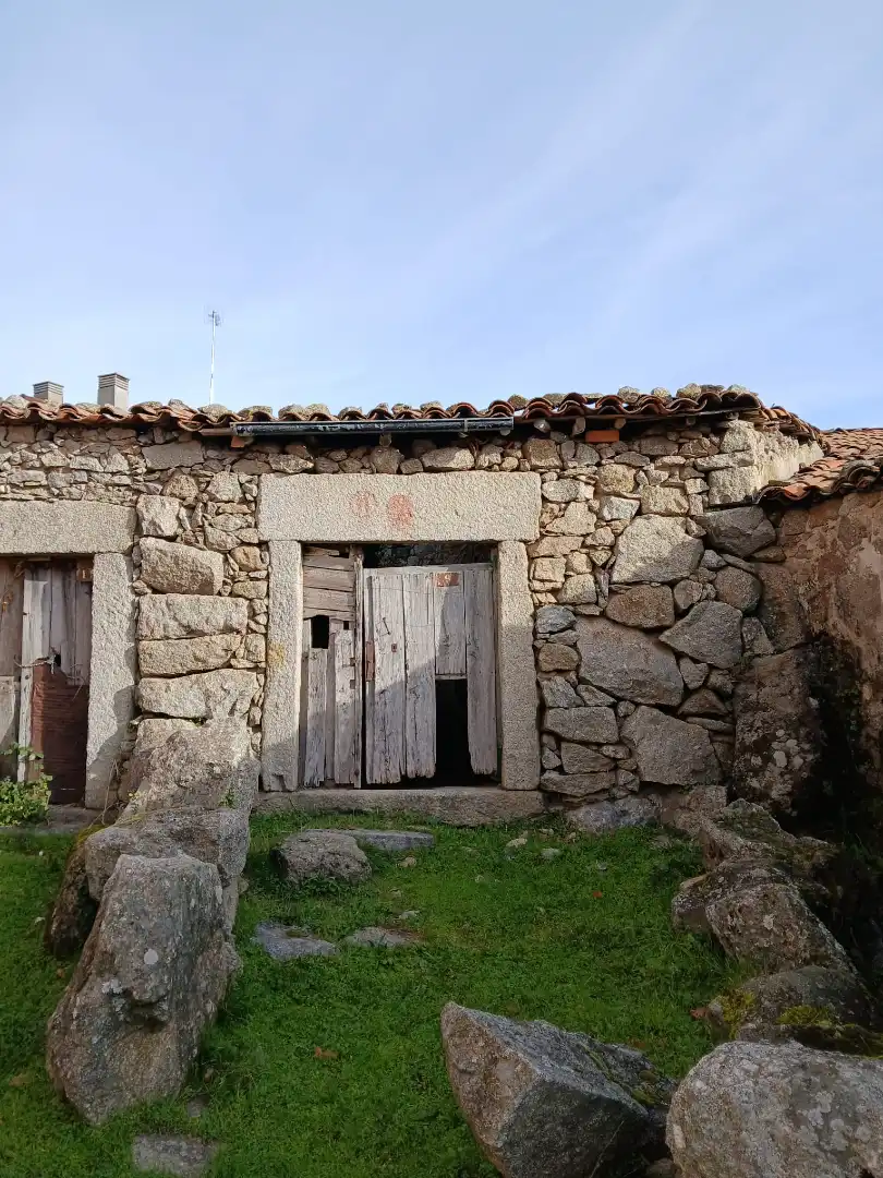 Vista exterior de Casa o xalet en venda en Sorihuela amb Moblat i Balcó