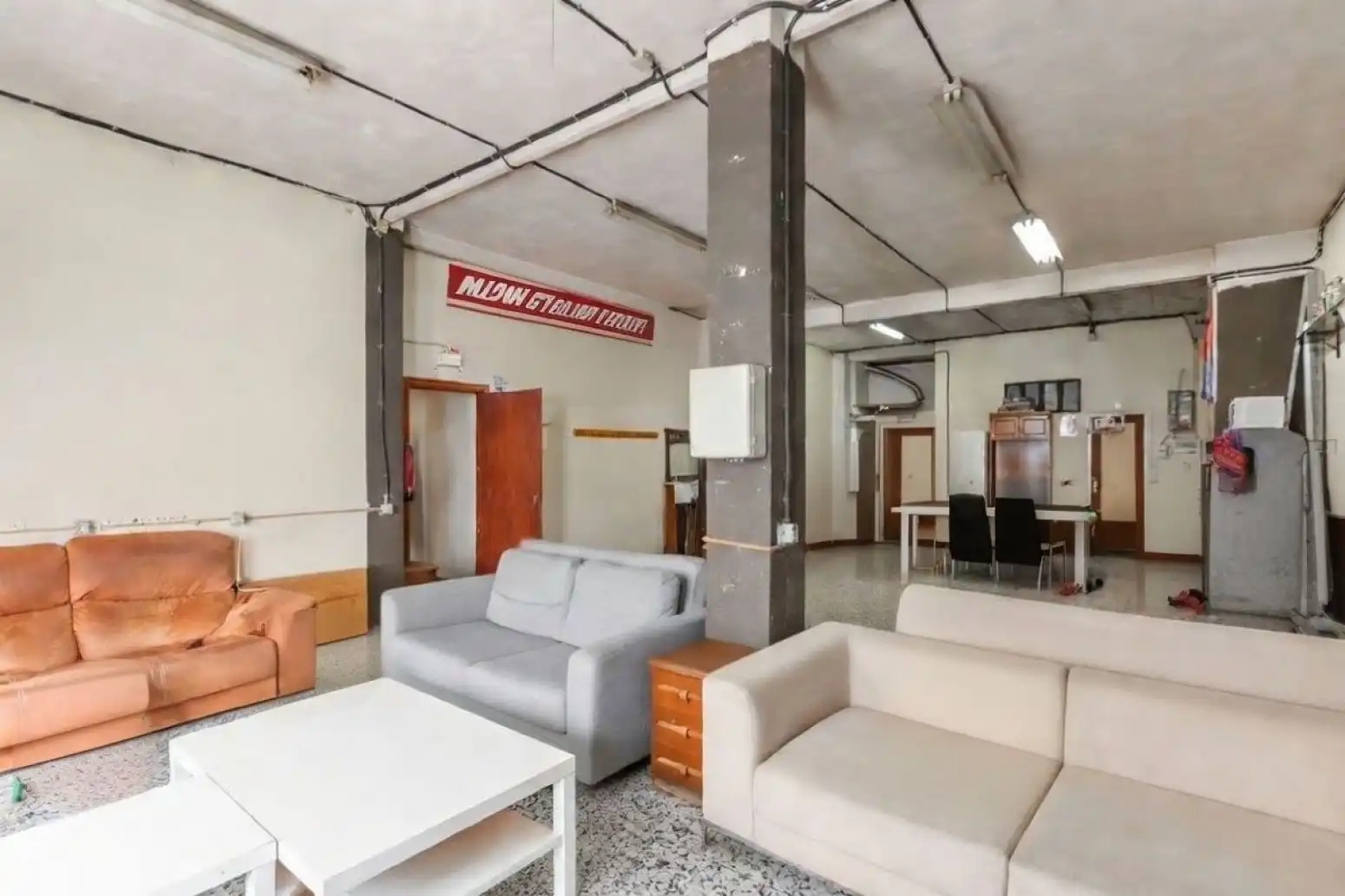 Commercial properties for sale in  Pamplona / Iruña  with Air Conditioner