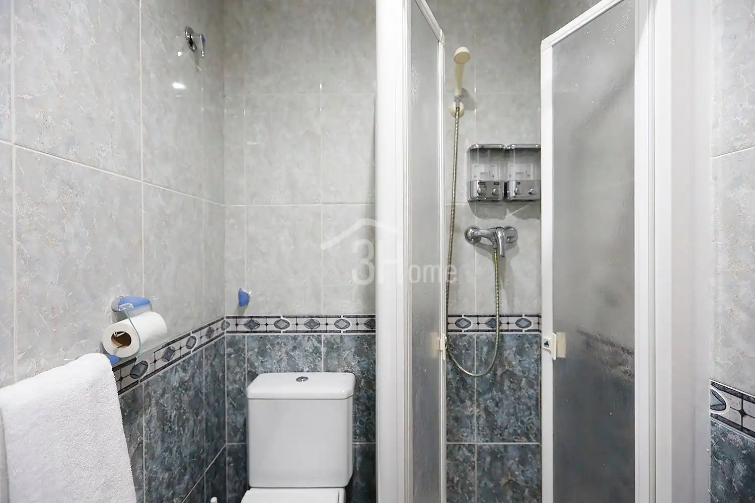 Bathroom of Flat for sale in Irun   with Air Conditioner, Heating and Terrace