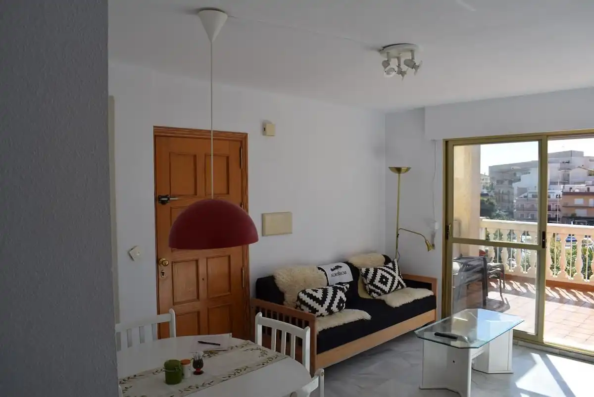 Schlafzimmer von Dachboden zur Miete in Almuñécar mit Terrasse, Möbliert und Ofen