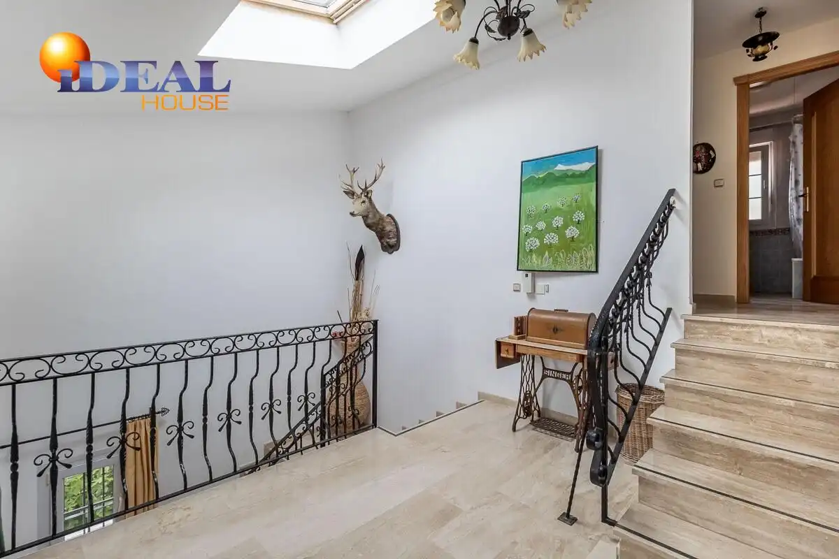 Detached house with terrace for sale in Calle Calle Sauce, imagen 19