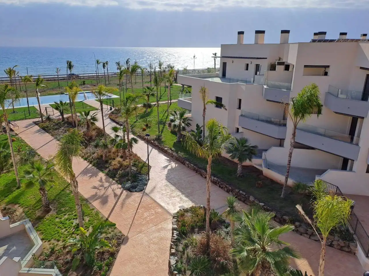Außenansicht von Dachboden zum Verkauf in Vélez-Málaga mit Klimaanlage, Terrasse und Abstellraum