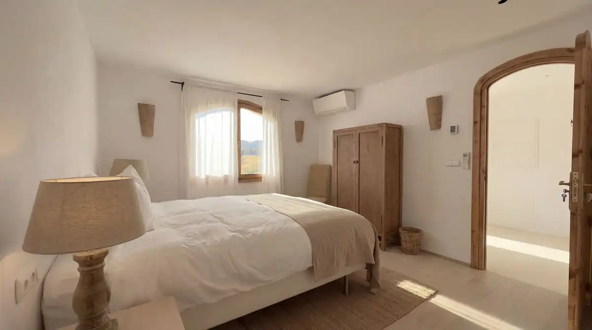 Dormitori de Finca rústica en venda en Alhaurín El Grande amb Aire condicionat, Jardí privat i Terrassa