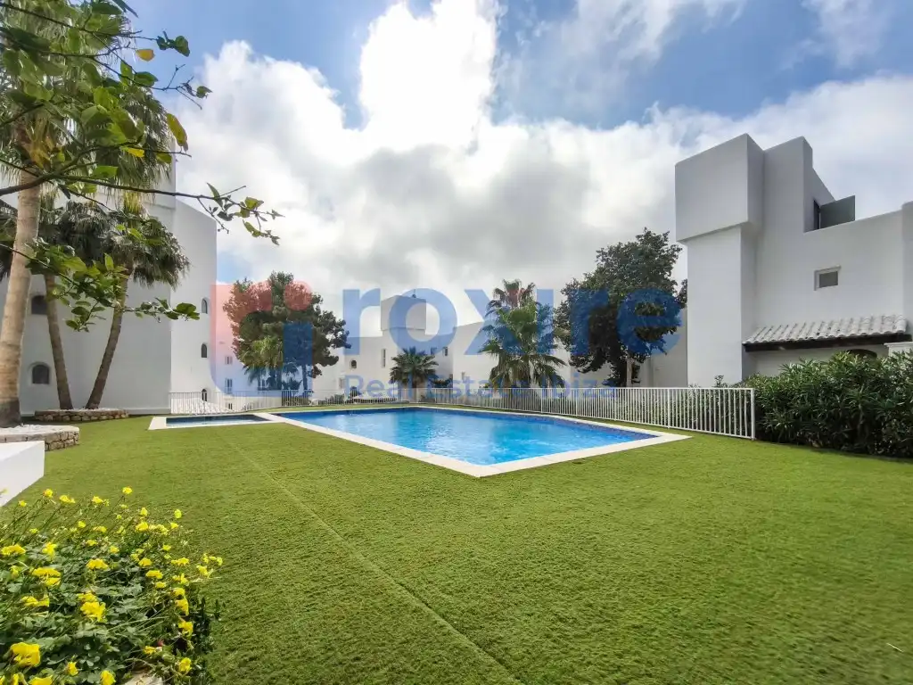 Schwimmbecken von Wohnung zur Miete in Sant Josep de sa Talaia mit Klimaanlage, Terrasse und Möbliert
