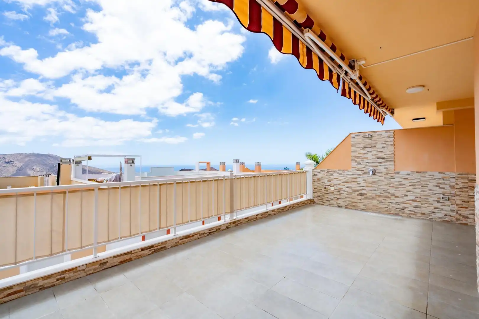 Apartamento de alquiler en Calle Tinguafaya, Chayofa