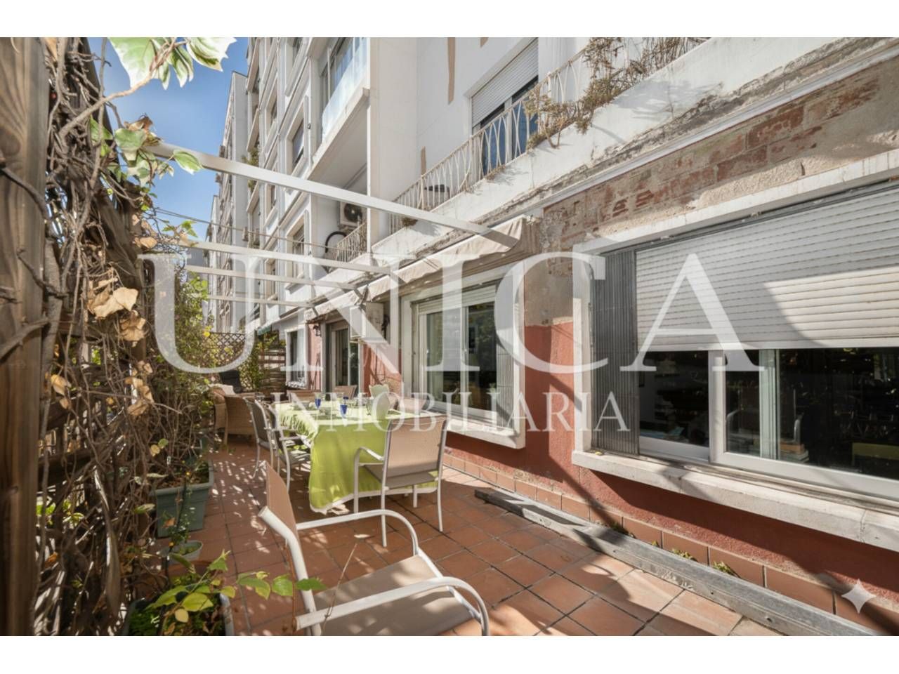 Vista exterior de Piso en venta en  Madrid Capital con Aire acondicionado, Calefacción y Terraza