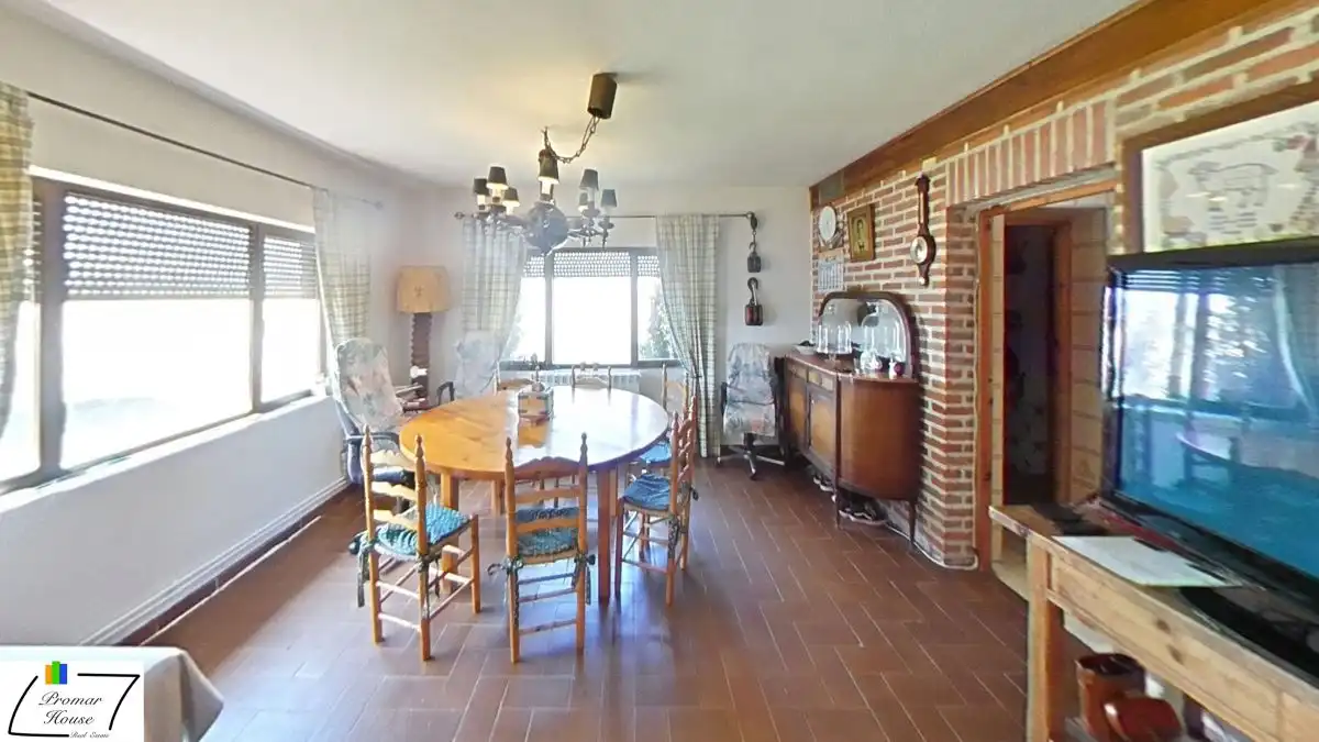 Comedor de Casa o chalet en venta en Muñogrande con Calefacción, Jardín privado y Trastero