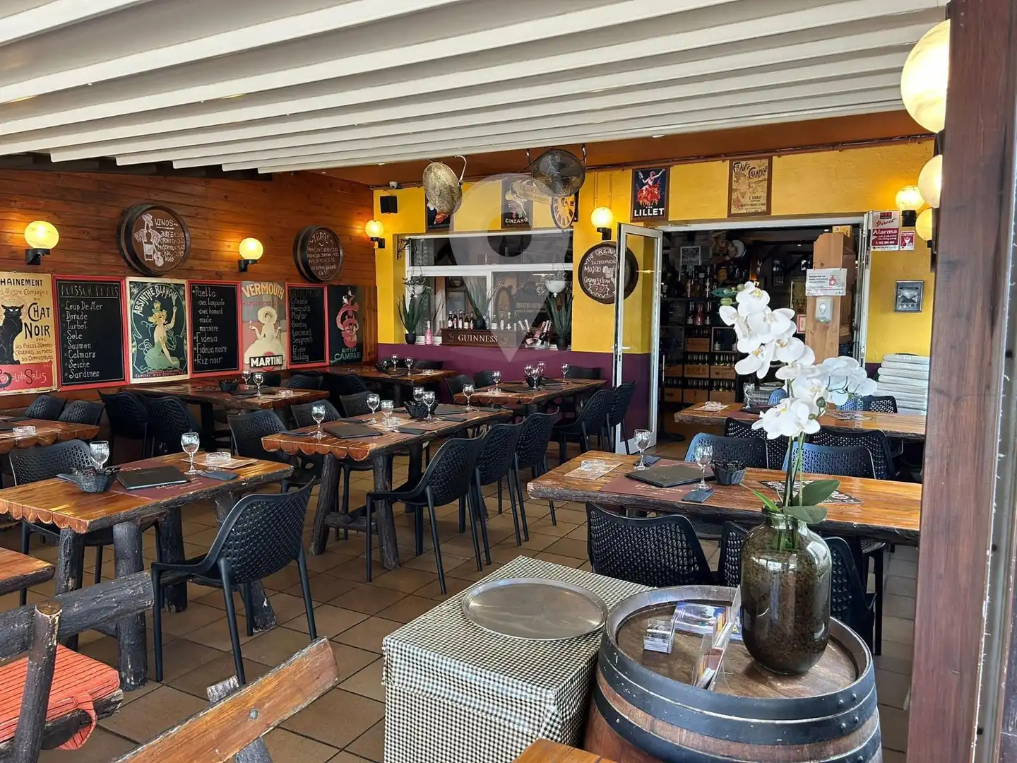 Local en traspas en Roses